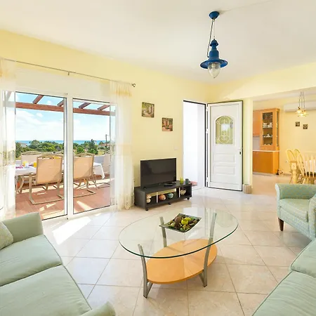 Orianna Sea View Villa Jenádi