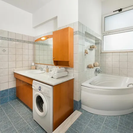 Villa Orianna Sea View *