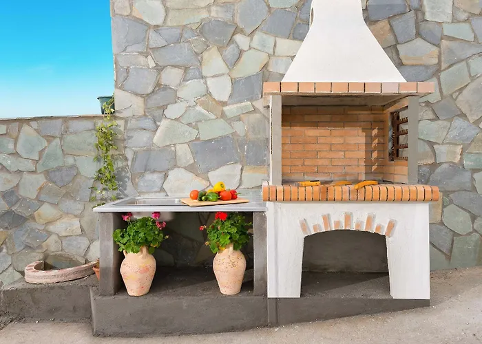 Orianna Sea View Gennadi